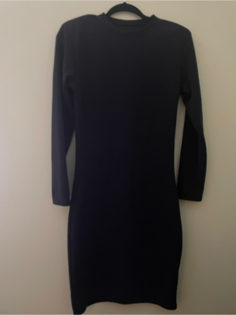Women’s Black Long-Sleeve Midi Bodycon Dress